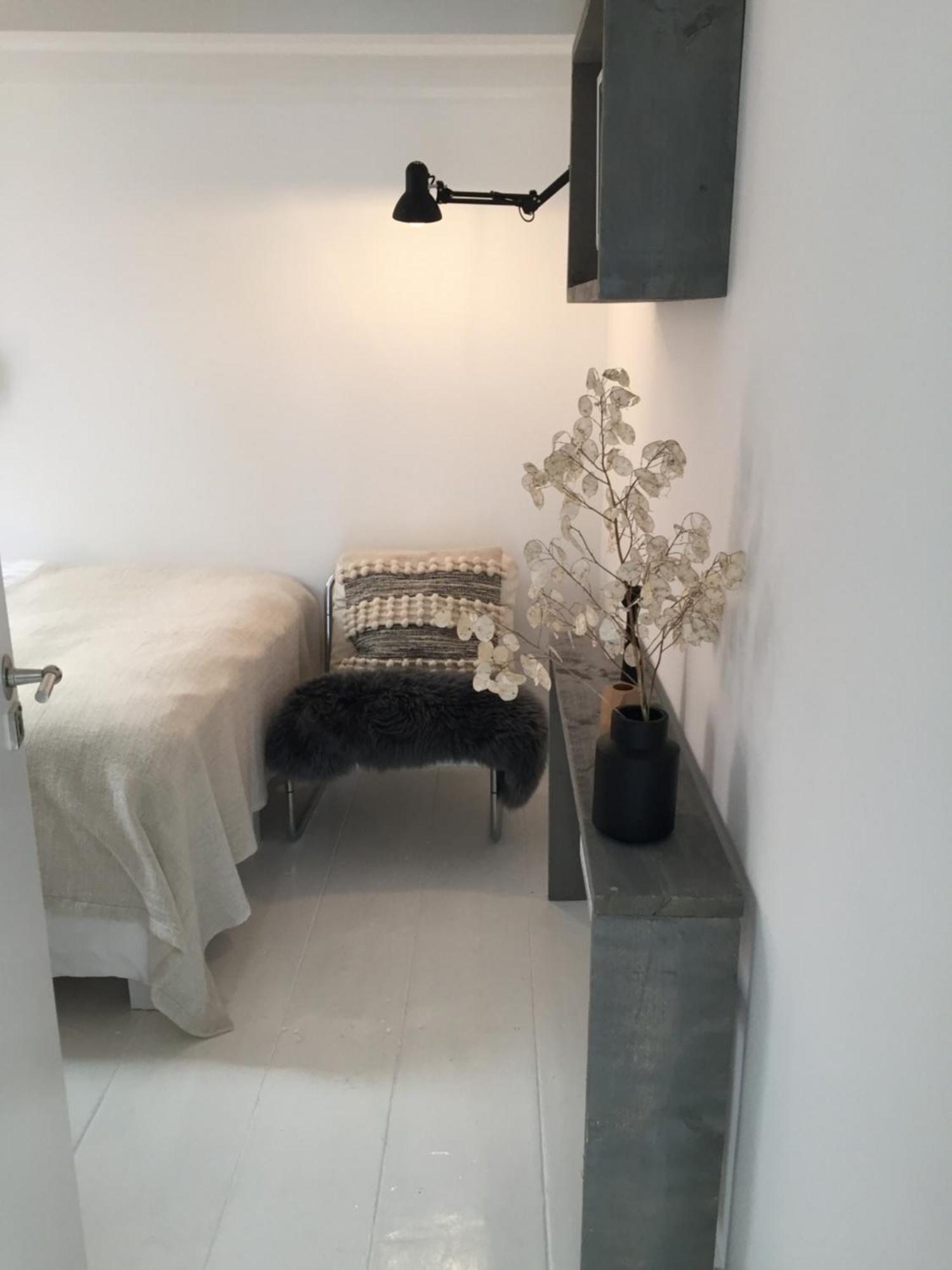 Two Bedroom Apartment In Historic Canalhouse From 1618 - City Centre Ámsterdam Exterior foto