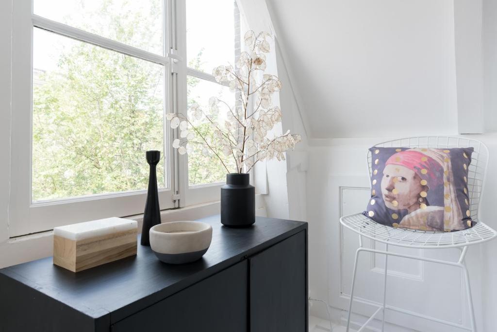 Two Bedroom Apartment In Historic Canalhouse From 1618 - City Centre Ámsterdam Exterior foto